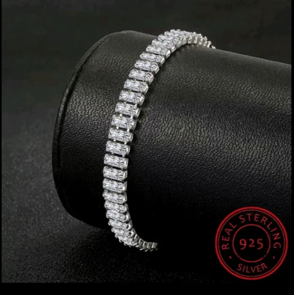 NEW 925 STERLING SILVER PRINCESS CUT DIAMOND BRACELET - Picture 3 of 5